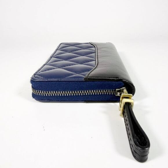 Chanel Aged Calfskin Quilted Gabrielle Zip Around Wallet - Picture 5 of 12